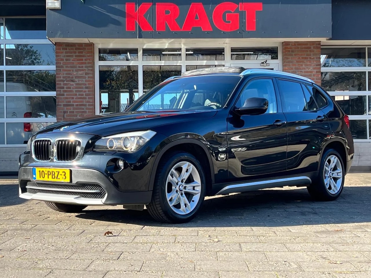 BMW X1 - Executive sDrive18i 150 pk - AUTOMAAT - sportstoelen - AutoWereld.nl