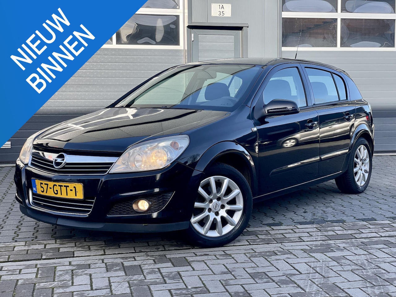 Opel Astra - 1.6 Temptation *TREKHAAK*CRUISE*PDC*AIRCO* - AutoWereld.nl