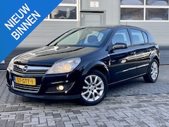 Opel Astra - 1.6 Temptation *TREKHAAK*CRUISE*PDC*AIRCO