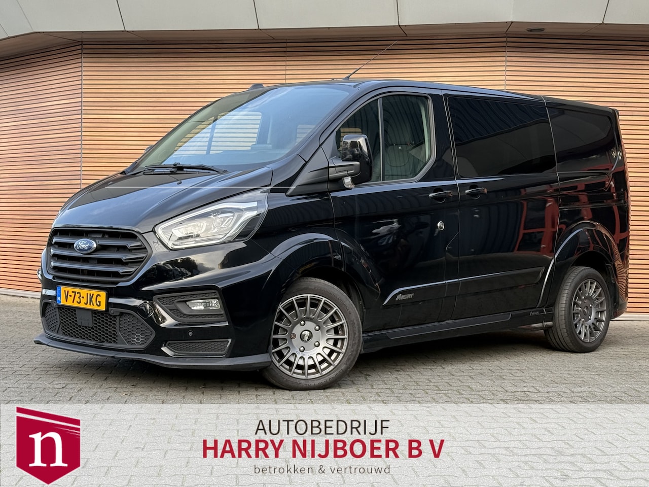 Ford Transit Custom - 320 2.0 185Pk L1H1 MS-RT DC No. B032 Uniek / Sportstuur / Adapt. Cruise / Camera / 18inch - AutoWereld.nl