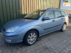 Ford Focus Wagon - 1.6-16V Futura