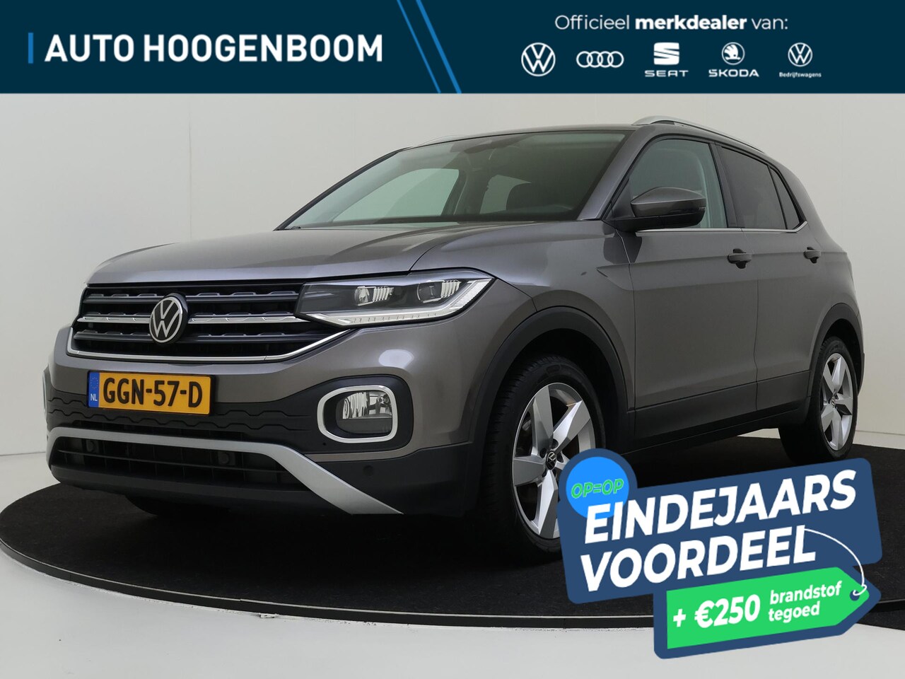 Volkswagen T-Cross - 1.5 TSI Style | Achteruitrijcamera | Stoelverwarming | CarPlay | Adaptieve cruise control - AutoWereld.nl