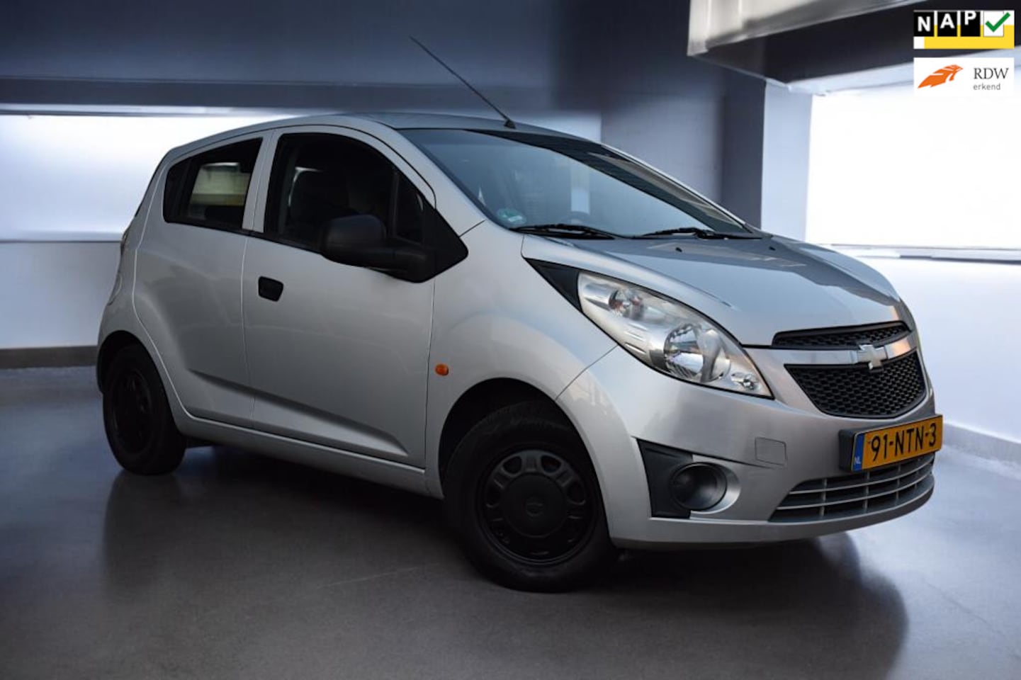 Chevrolet Spark - 1.0 16V LS 1.0 16V LS, 1E eigenaar, NAP, Zeer goed onderhouden, Airco, Elektrische ramen - AutoWereld.nl