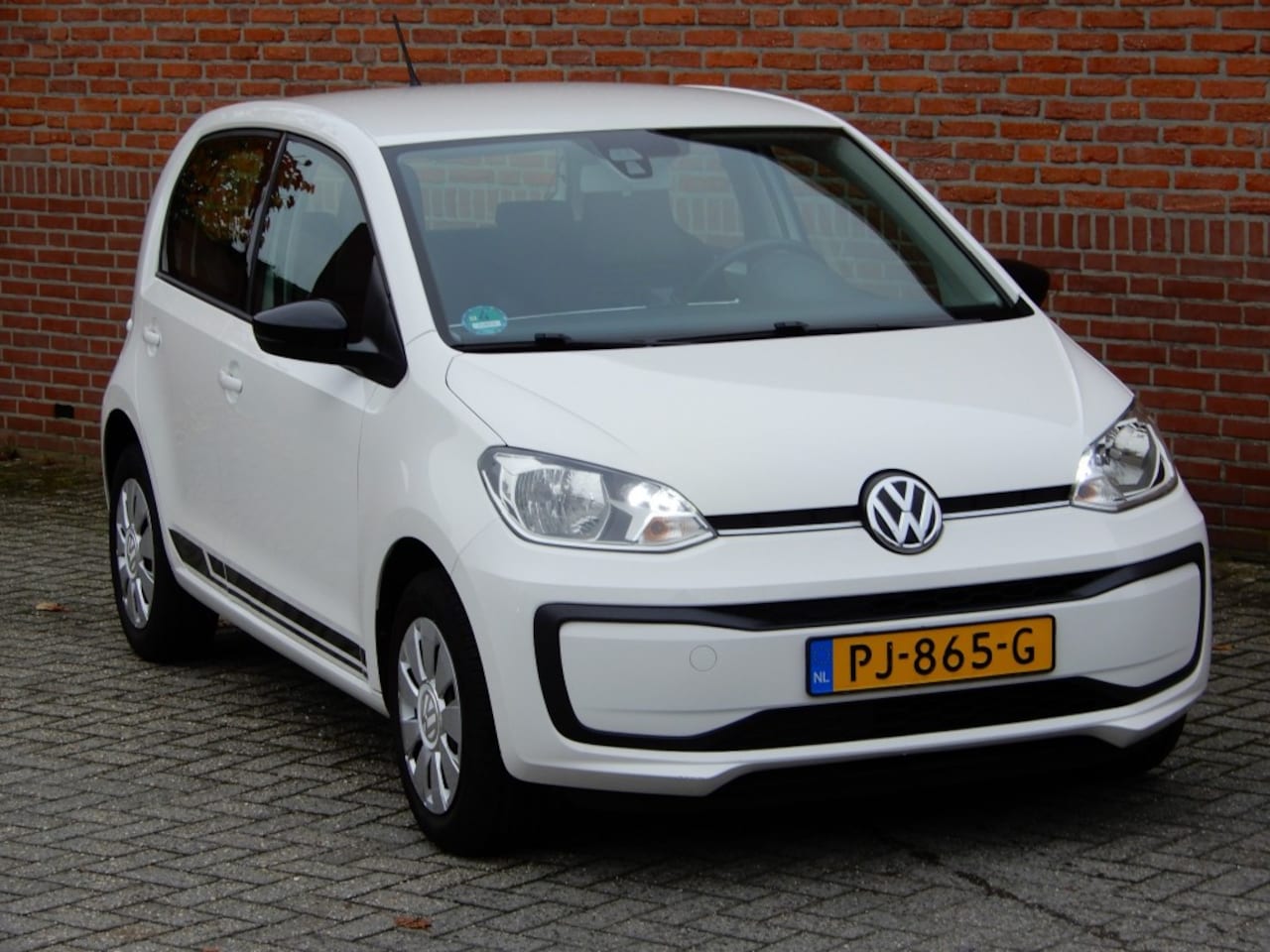 Volkswagen Up! - 1.0 BMT move up! 1.0 BMT MOVE UP! - AutoWereld.nl