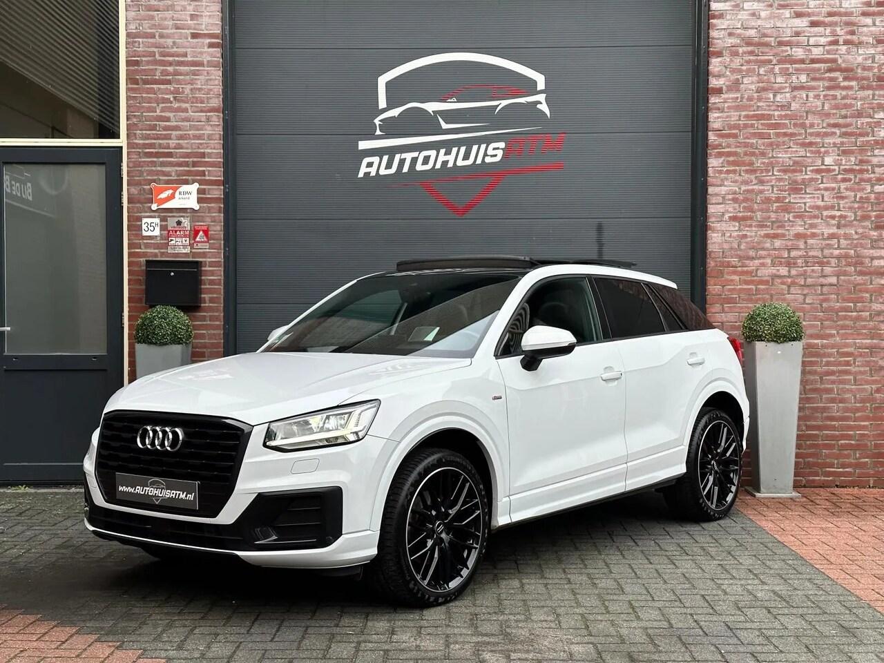 Audi Q2 - 35 TFSI 3x S-Line Pano Virtual HUD B&O Blind Acc Camera Led - AutoWereld.nl