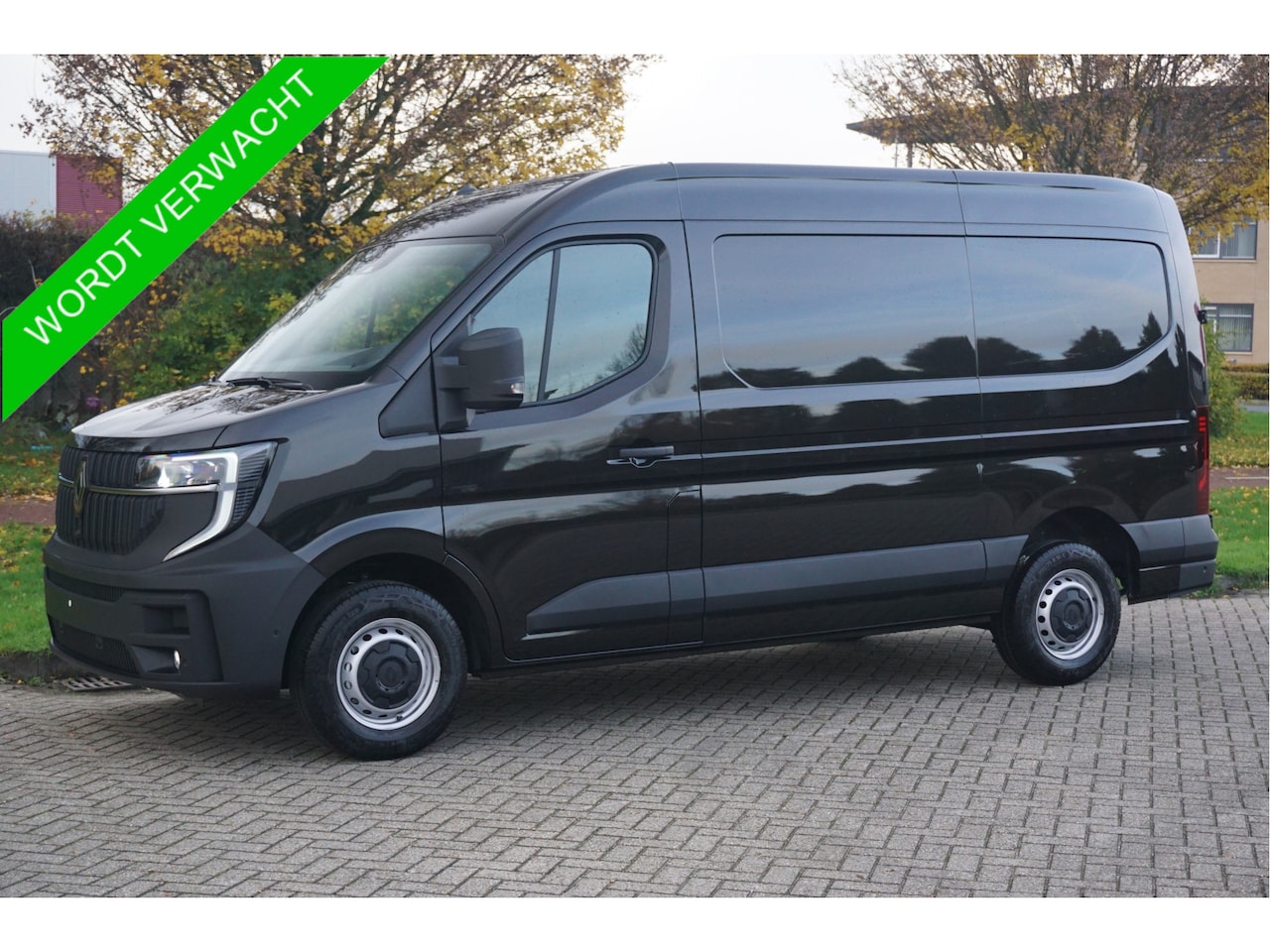 Renault Master - T35 2.0 170PK Extra L2H2 10" R-Link scherm, Camera, Trekhaak!! NR. E20* - AutoWereld.nl