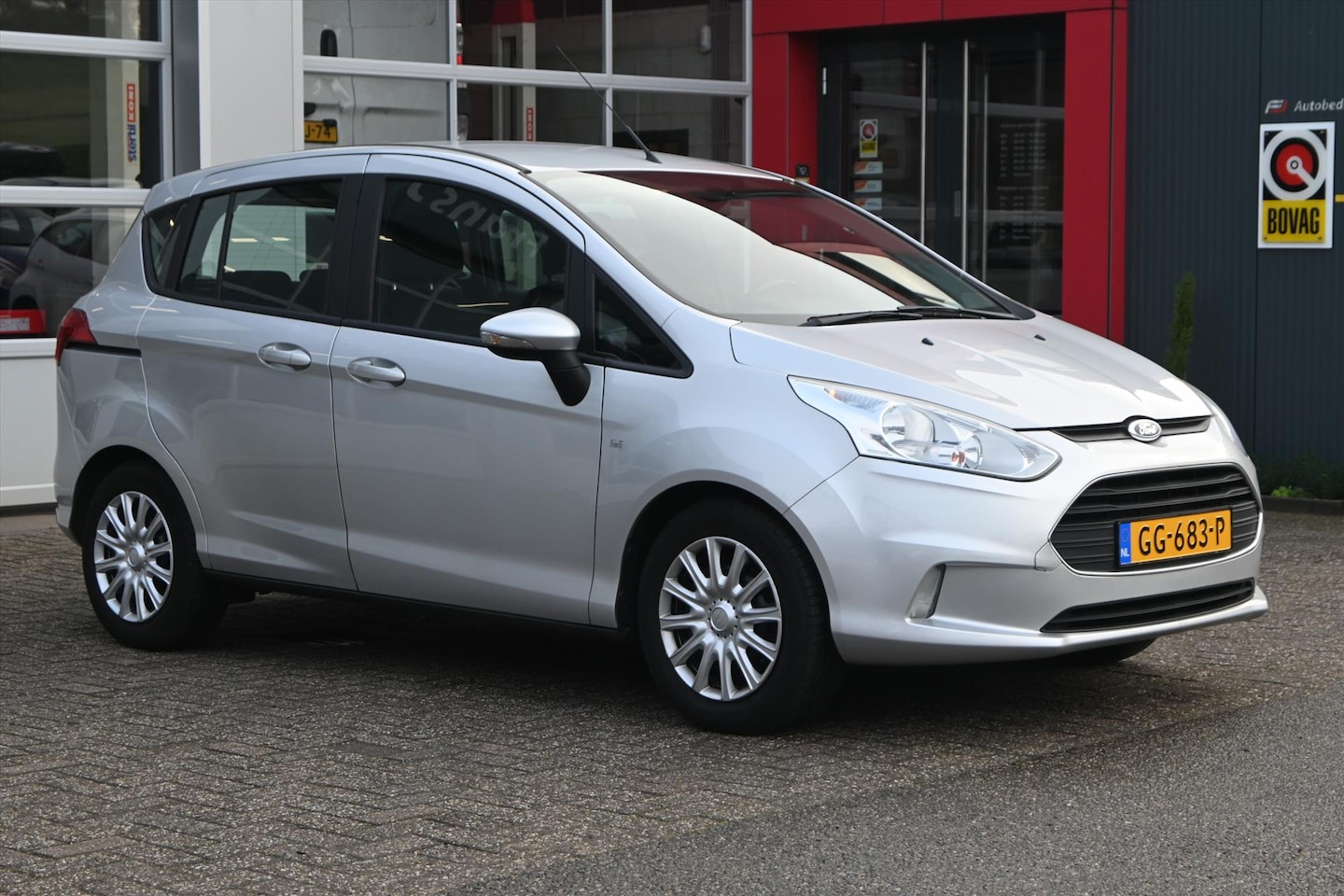 Ford B-Max - 1.0 EcoBoost 100pk | Airco | Navigatie | Bluetooth - AutoWereld.nl