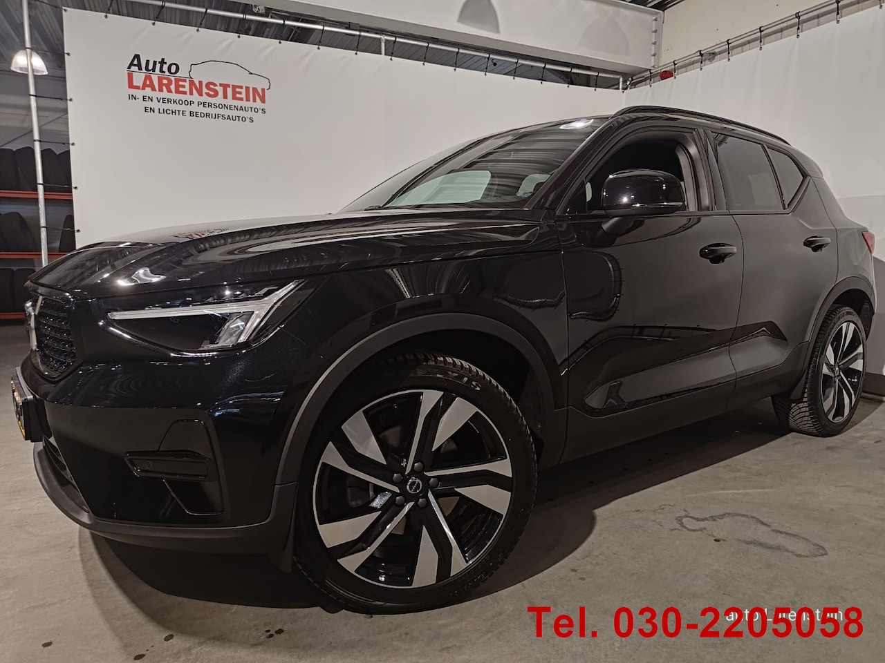 Volvo XC40 - 2.0 B4 197pk Plus Dark Aut. 145kw Carplay / Elektr.A.Klep / Matrix Led / Adapt.Cruise C/ - AutoWereld.nl