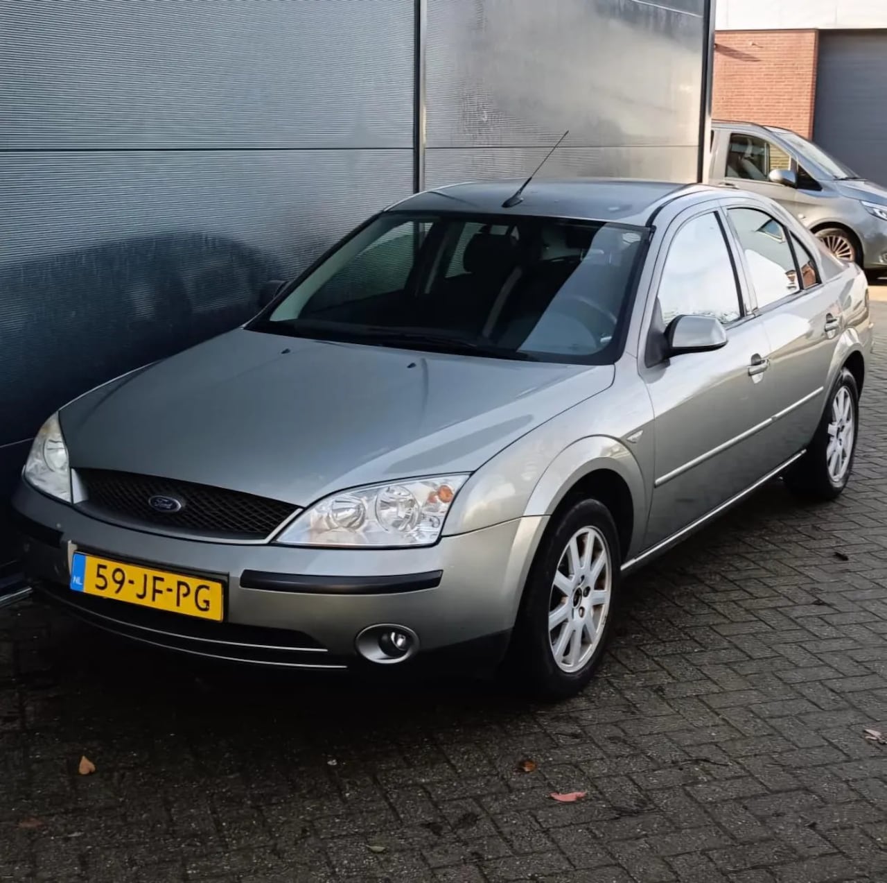 Ford Mondeo - 1.8-16V Collection 1.8 16V Collection - AutoWereld.nl