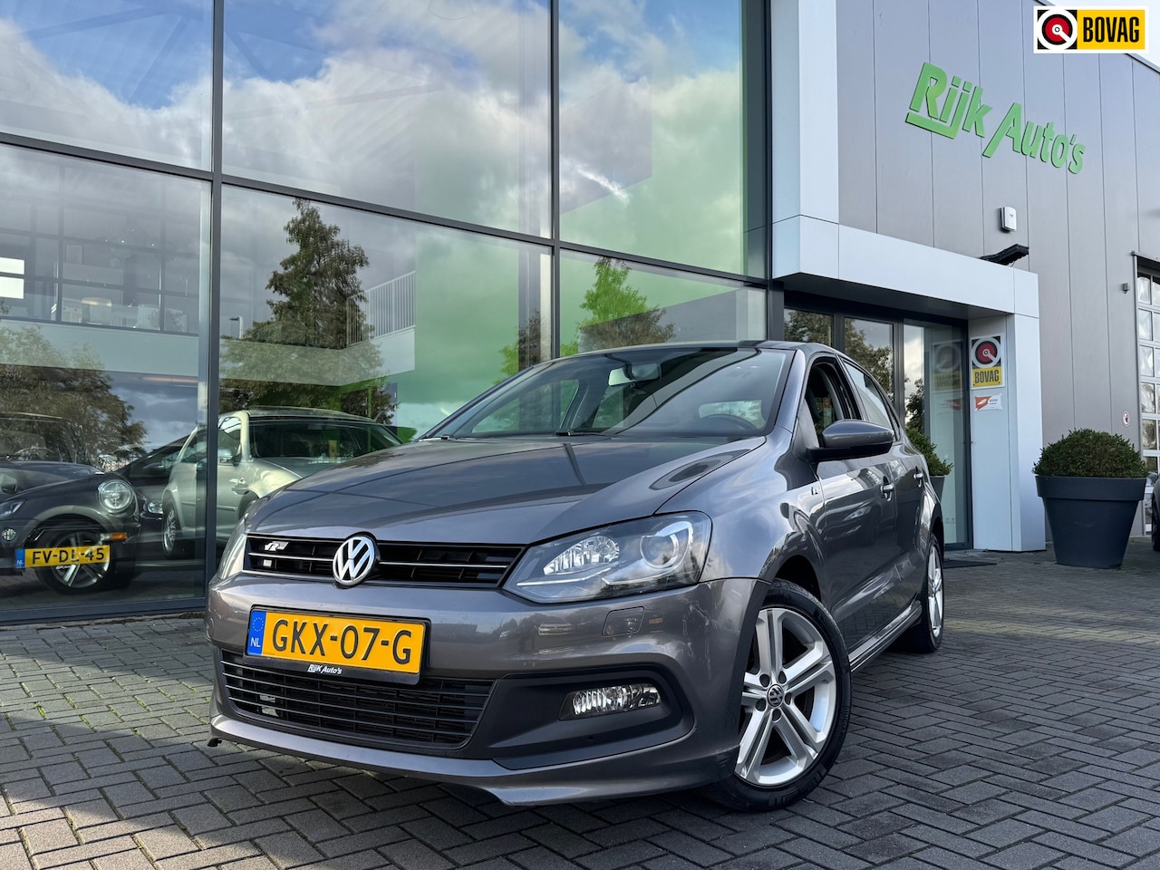 Volkswagen Polo - 1.2 TSI R-Line * Cruise Control * PDC * Clima - AutoWereld.nl