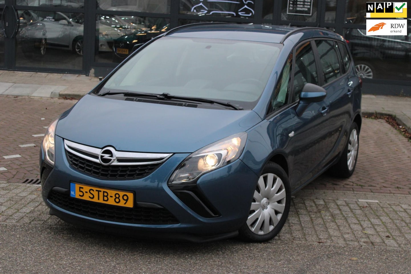 Opel Zafira Tourer - 1.4 Business+|LPG G3|NAVI|AIRCO| - AutoWereld.nl