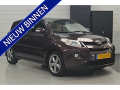 Toyota Urban Cruiser - 1.3 VVT-i Dynamic // 64.000 km // 1ste EIGENAAR // DEALER ONDERHOUDEN // CLIMA // TREKHAAK