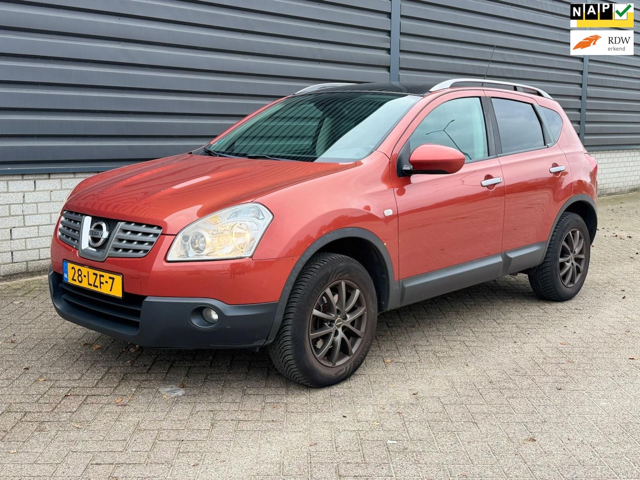 Nissan Qashqai - 2.0 Acenta Navi Camera Pano Automaat!! - AutoWereld.nl