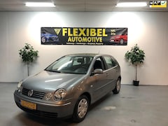 Volkswagen Polo - 1.2-12V / Airco / Elektr.Rmn / Centrale-V / 5-Deurs /