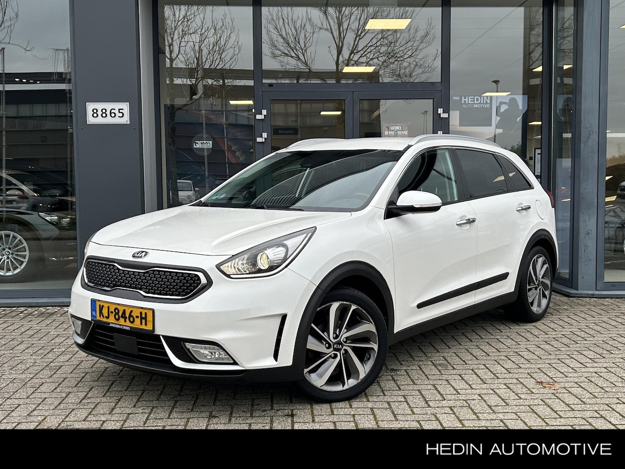 Kia Niro - 1.6 GDi Hybrid SportsLine | Stoel/stuur verwarming | 18"inch lichtmetalen velgen | - AutoWereld.nl