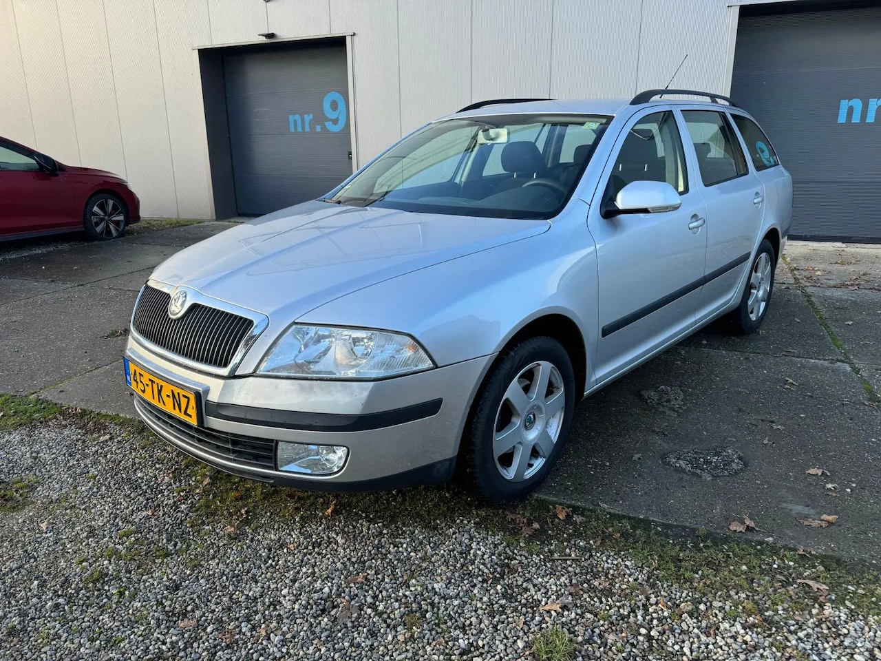 Skoda Octavia Combi - 1.6 Ambiente 1.6 Ambiente - AutoWereld.nl