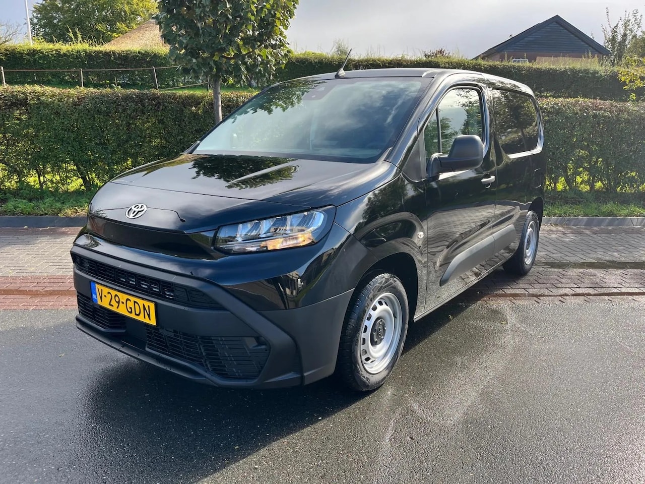 Toyota ProAce City - 10Jaar Garantie, Navi, pdc 1.5 D-4D Navigator - AutoWereld.nl