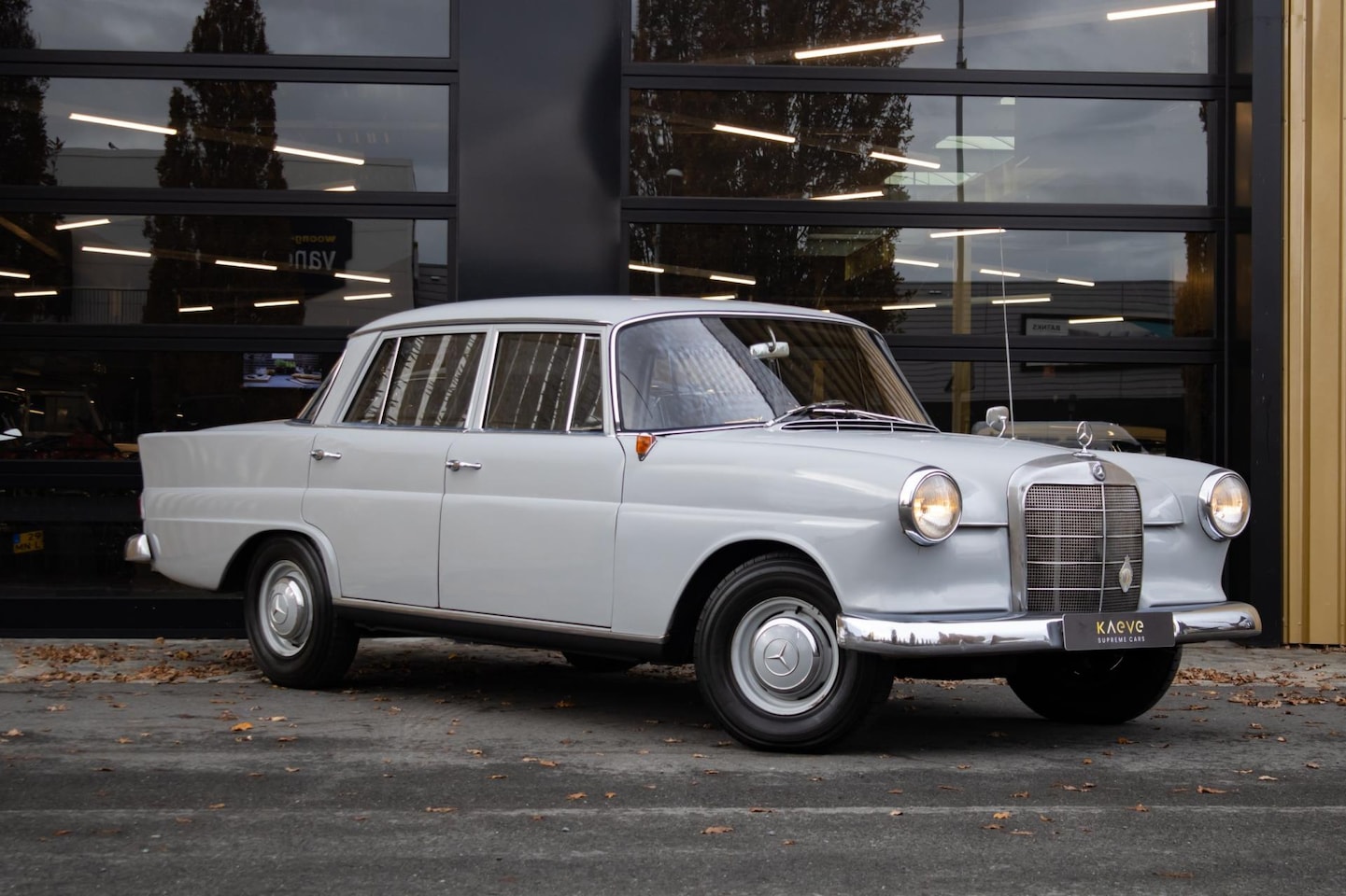 Mercedes-Benz 190-serie - Heckflosse - AutoWereld.nl