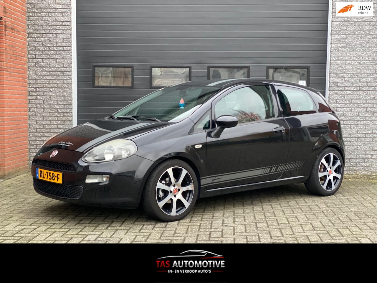 Fiat Punto Evo - 1.2 Pop AIRCO / EL. RAMEN / Limited Edition! - AutoWereld.nl