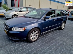 Volvo S40 - 2.0D Edition II AIRCO NAVI LEDER LMV