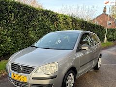 Volkswagen Polo - 1.2 Trendline