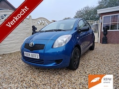 Toyota Yaris - 1.0 cool bleu airco isofix