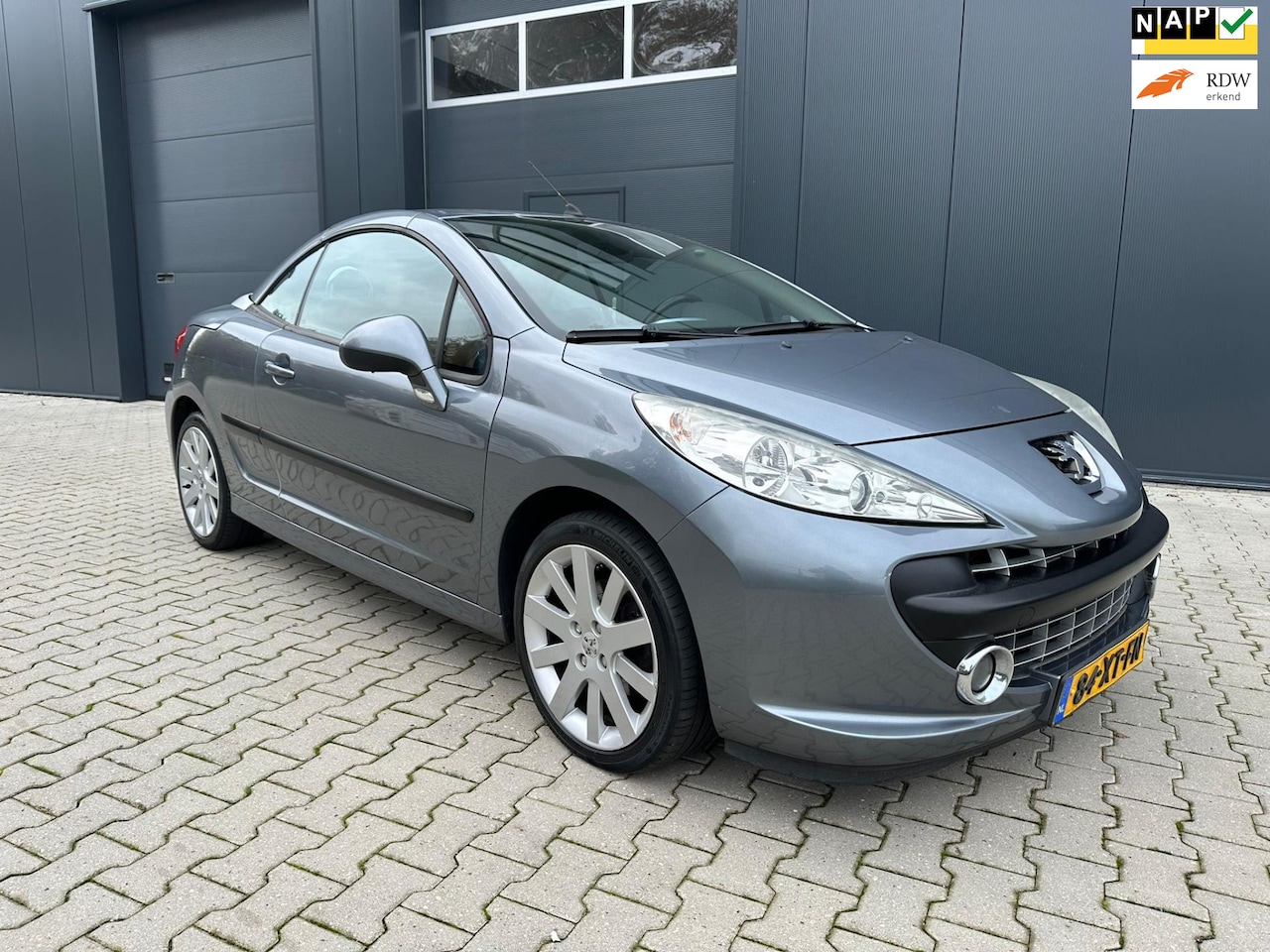 Peugeot 207 CC - 1.6-16V T Sport CABRIOLET LEDER LMV - AutoWereld.nl