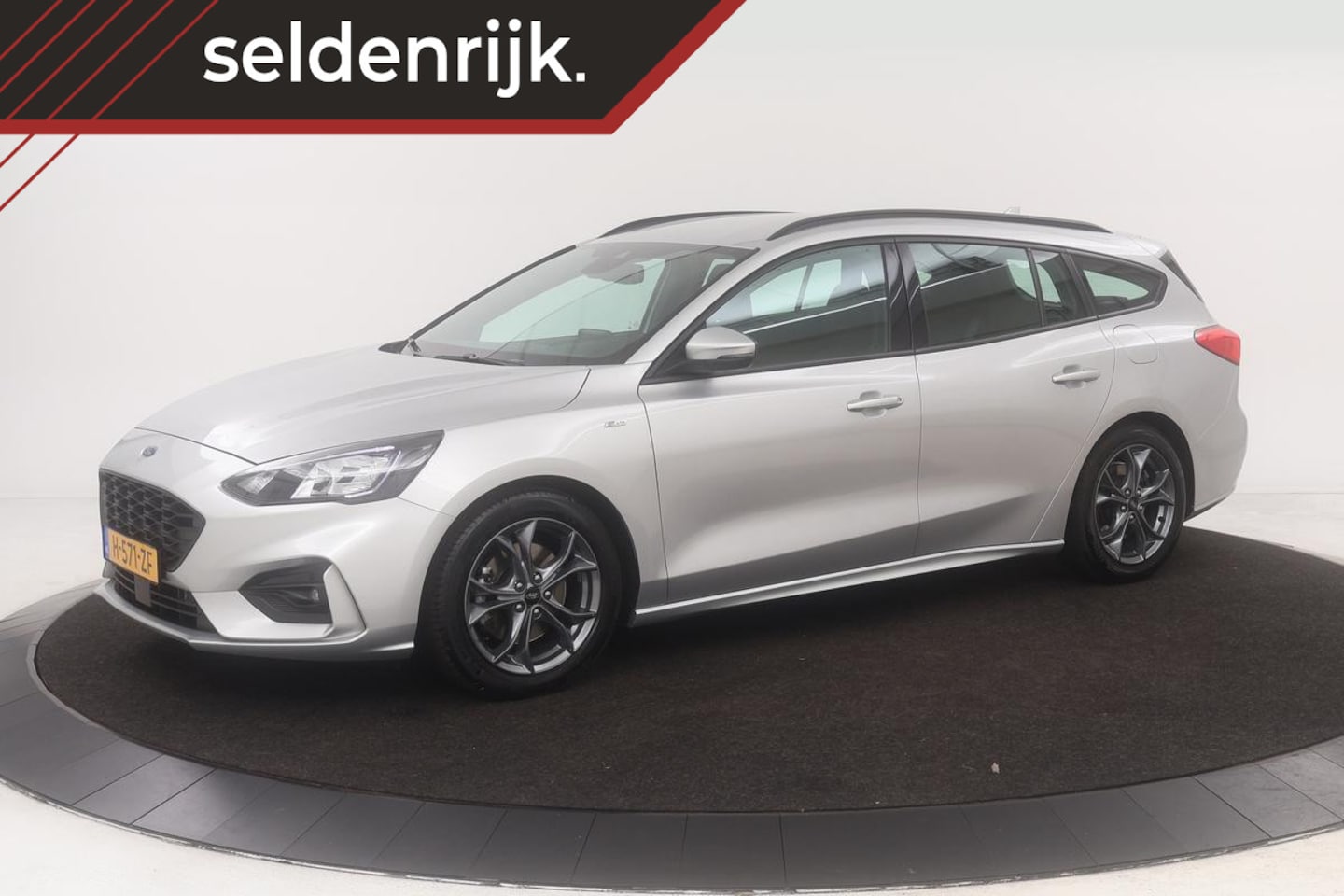 Ford Focus - 1.0 EcoBoost ST Line | Adaptive Cruise | Keyless | Full LED | Climate control | Carplay | - AutoWereld.nl