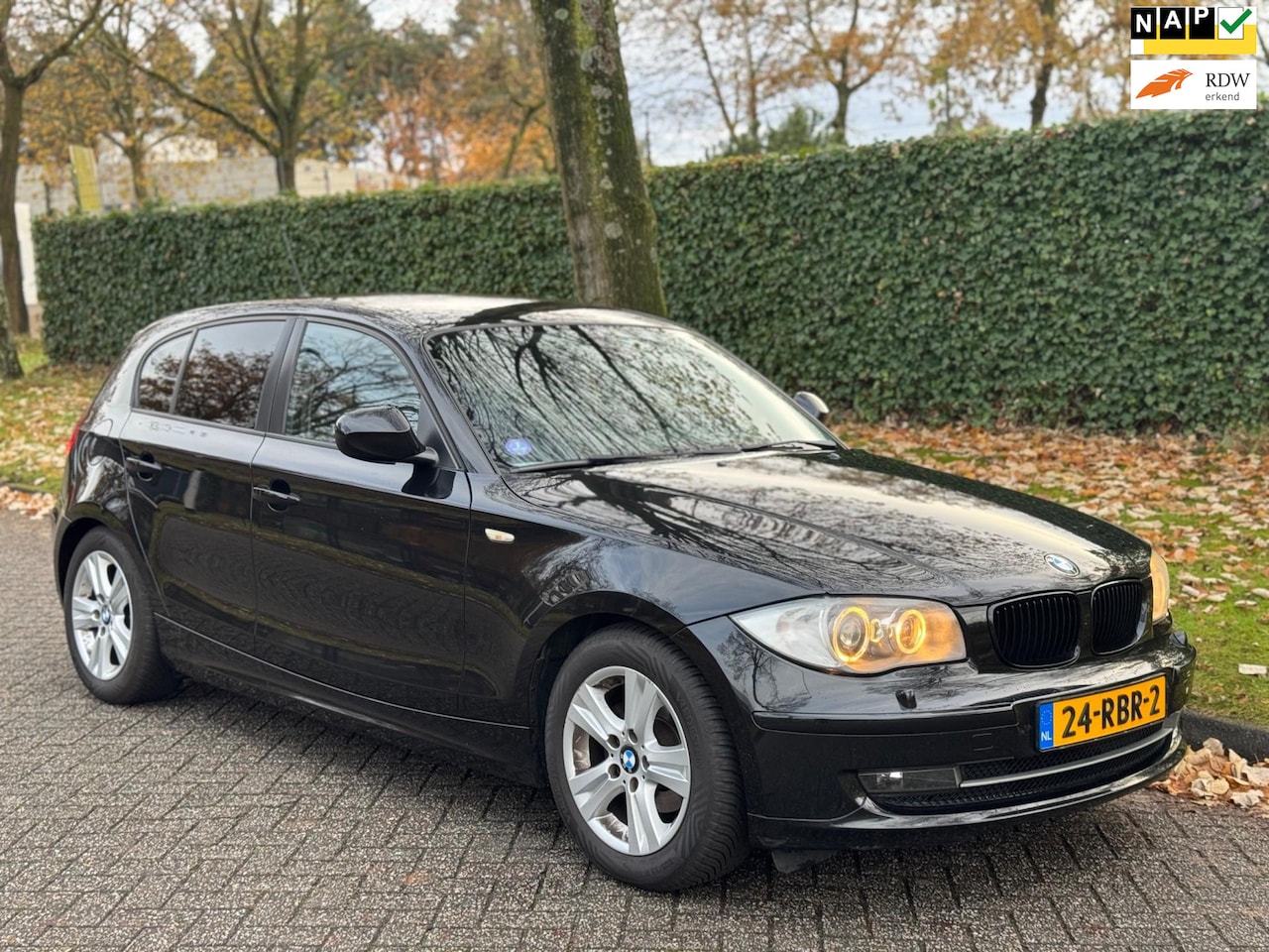 BMW 1-serie - 116i EffDyn. Ed. Ultimate Edition Leder | Xenon | Navi | NL-Auto - AutoWereld.nl