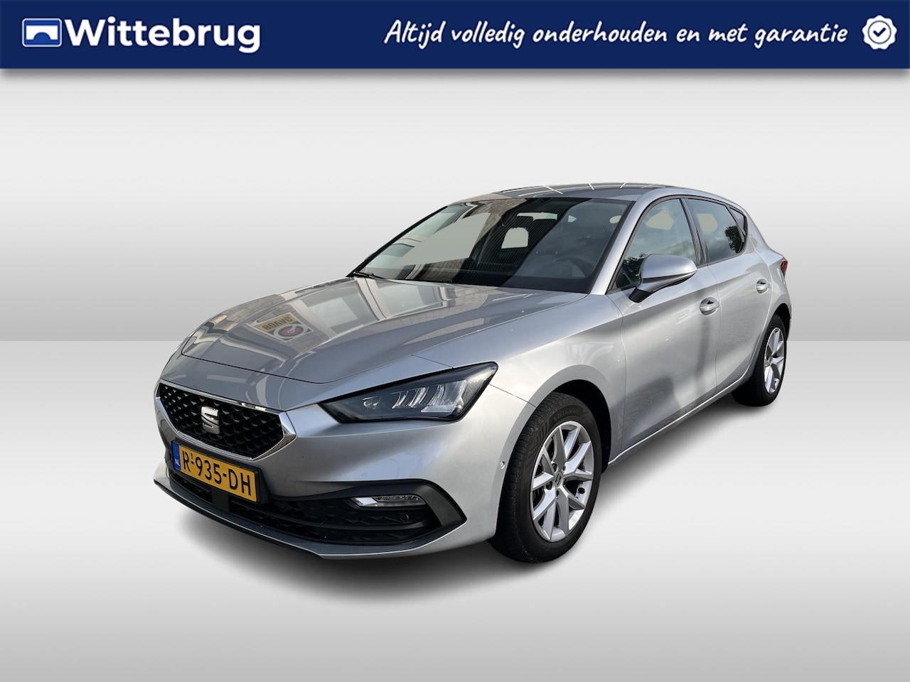 Seat Leon - 1.0 TSI Style Business Intense / GARANTIE TOT 08-2026/ PARK. SENSOREN + CAMERA/ NAVI/ FULL - AutoWereld.nl