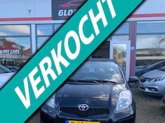 Toyota Yaris - 1.0 VVTi Acces 5 DEURS-AIRCO-ELEKT.RAMEN