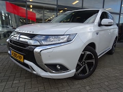 Mitsubishi Outlander - 2.4 PHEV Pure / 240 PK / DEALER ONDERHOUDEN