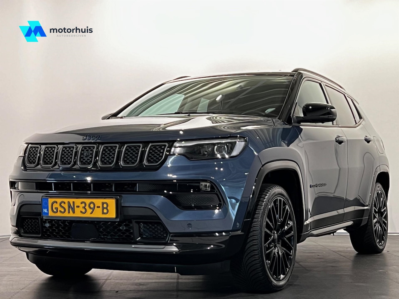 Jeep Compass - 1.3T 4XE 240PK PHEV EAWD AUTOMAAT S LEDER NAVI CAMERA ECC ACC ALPHINE SOUND - AutoWereld.nl