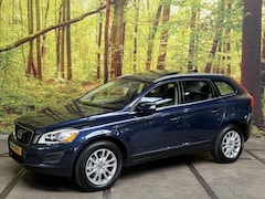 Volvo XC60 - 2.4 D5 AWD Summum Plus Automaat Euro 5 Panoramadak Camera Keyless Leder Navi Xenon