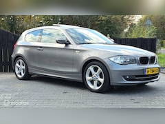 BMW 1-serie - 118d Business Line *Nieuwe APK