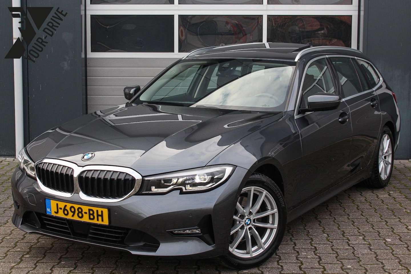 BMW 3-serie Touring - 320i High Executive Edition | Nette en complete origineel Nederlandse BMW van 1e eig. en d - AutoWereld.nl