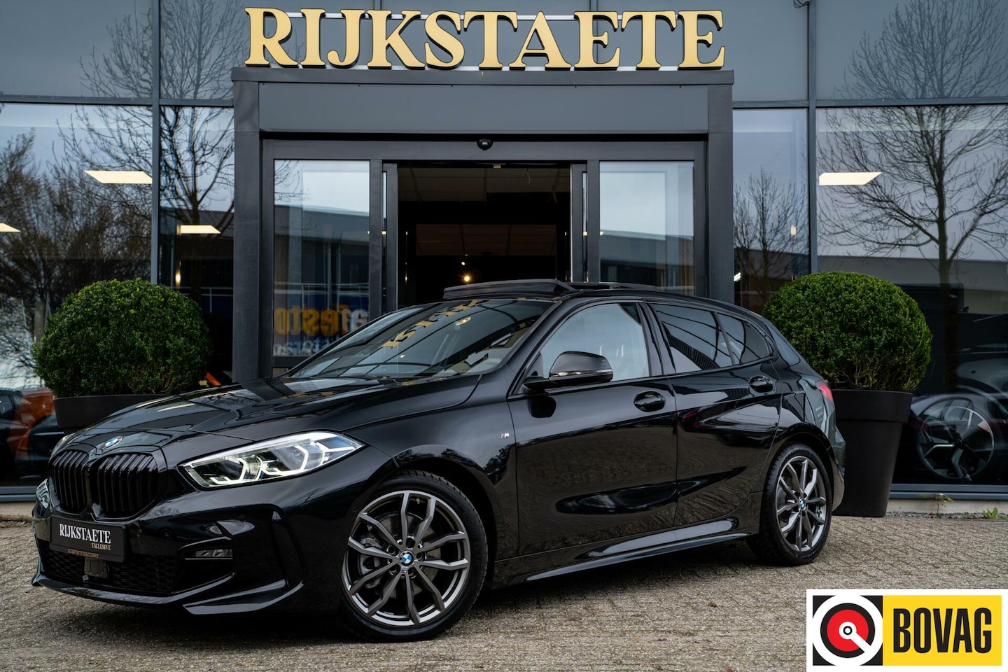 BMW 1-serie - 118i M Sport|2023|PANO|M-PAKKET|CAMERA|18'' - AutoWereld.nl