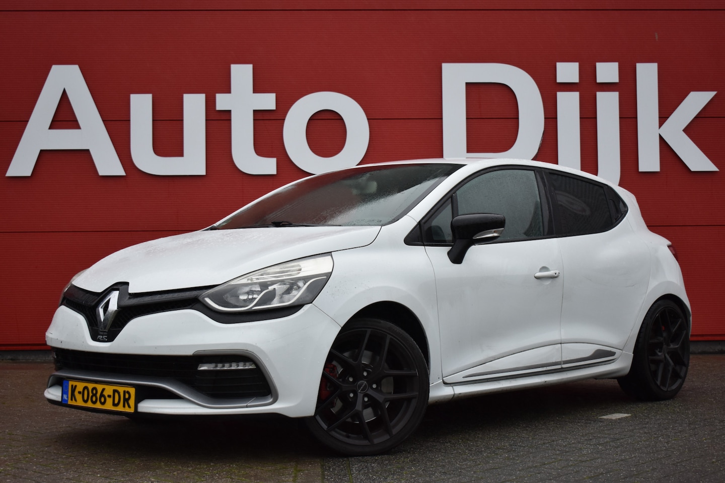 Renault Clio - 1.6 R.S. Automaat | Navi | Clima | Keyless | Cruise | 18" LMV - AutoWereld.nl