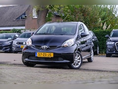 Toyota Aygo - 5 DEURS AIRCO BOVAG GARANTIE RIJKLAAR