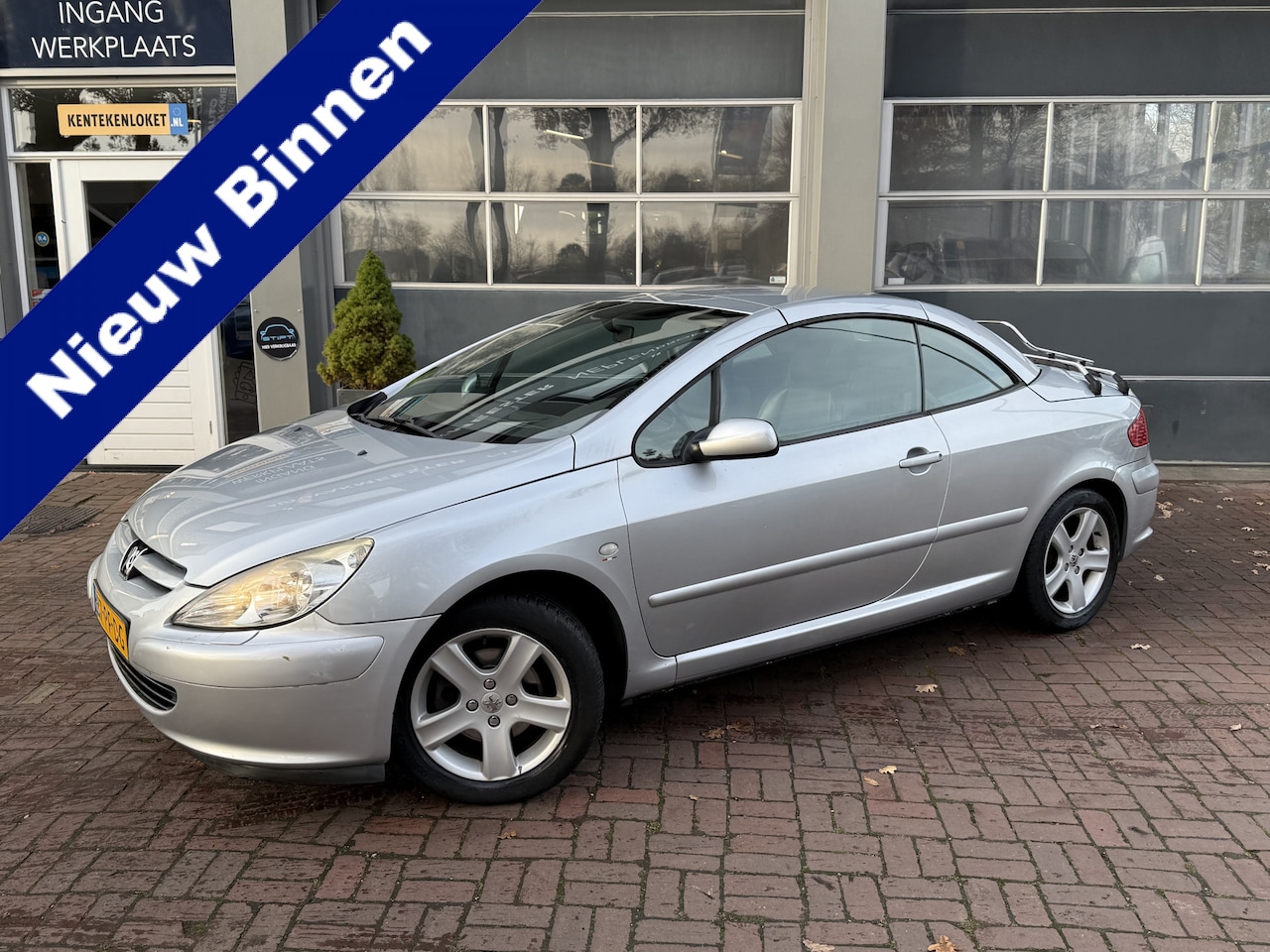 Peugeot 307 CC - 2.0-16V nwe apk Bj 2004 Km 166.000 Dealer onderhouden - AutoWereld.nl