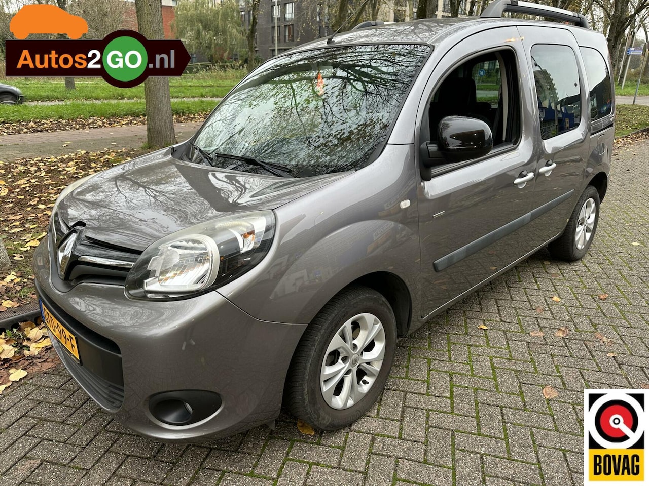 Renault Kangoo Family - 1.2 TCe Limited I Blue tooth I airco I dubbele schuifdeuren I - AutoWereld.nl