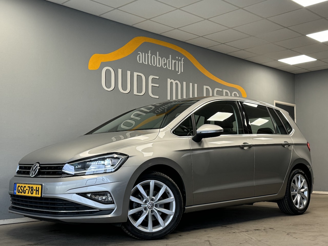 Volkswagen Golf Sportsvan - 1.5 TSI ACT Highline Camera/Stoelverwarming/Navigatie - AutoWereld.nl