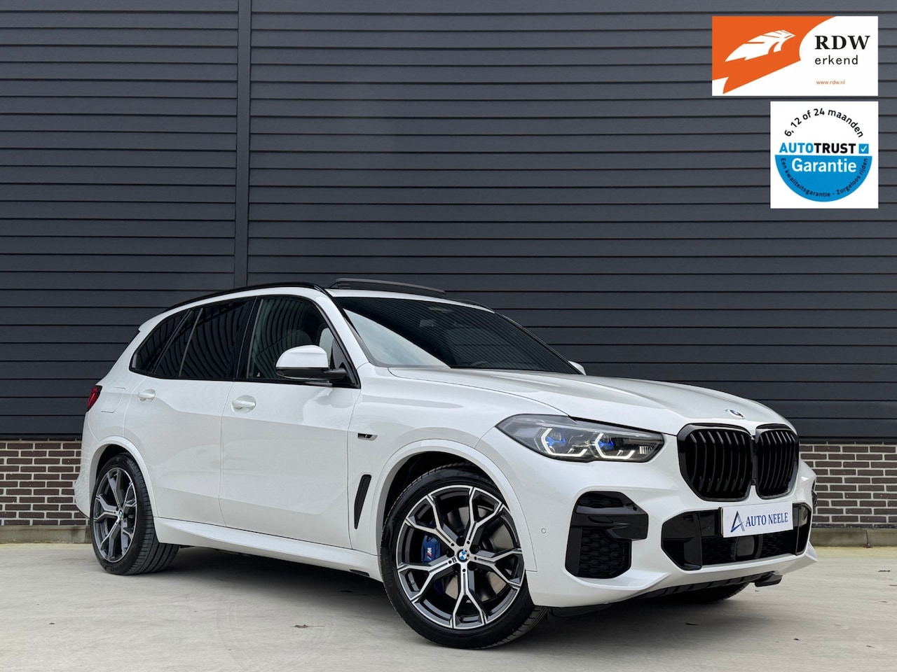 BMW X5 - xDrive45e M Pakket 394 pk High Ex. Laser, Massage, Panoramadak, BTW - AutoWereld.nl