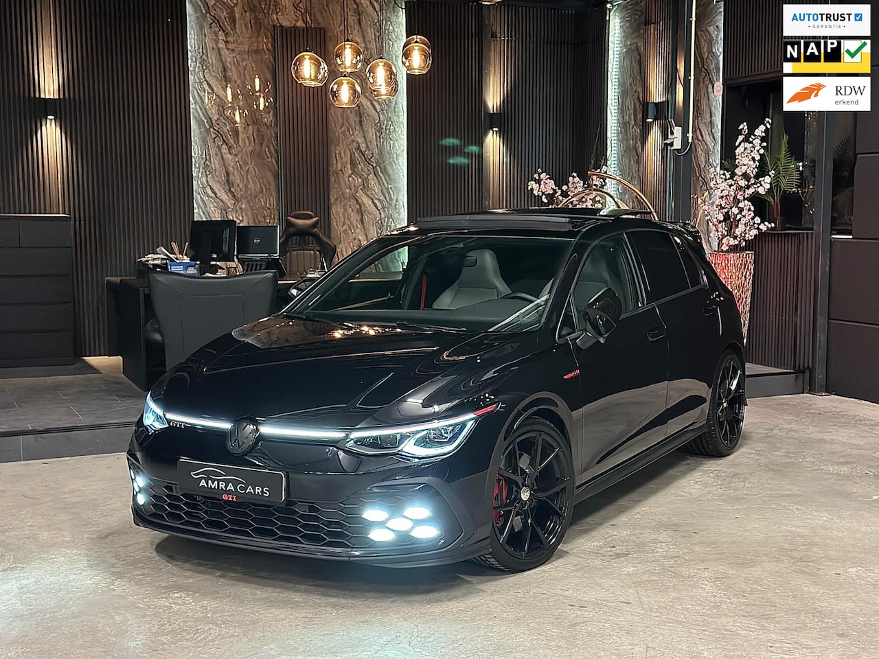 Volkswagen Golf - 2.0 TSI GTI|PANO|FULL OPTION!! - AutoWereld.nl