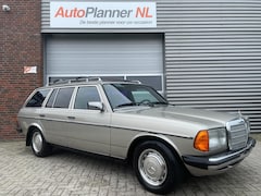 Mercedes-Benz 200-280 (W123) Combi - 230 TE Oldtimer