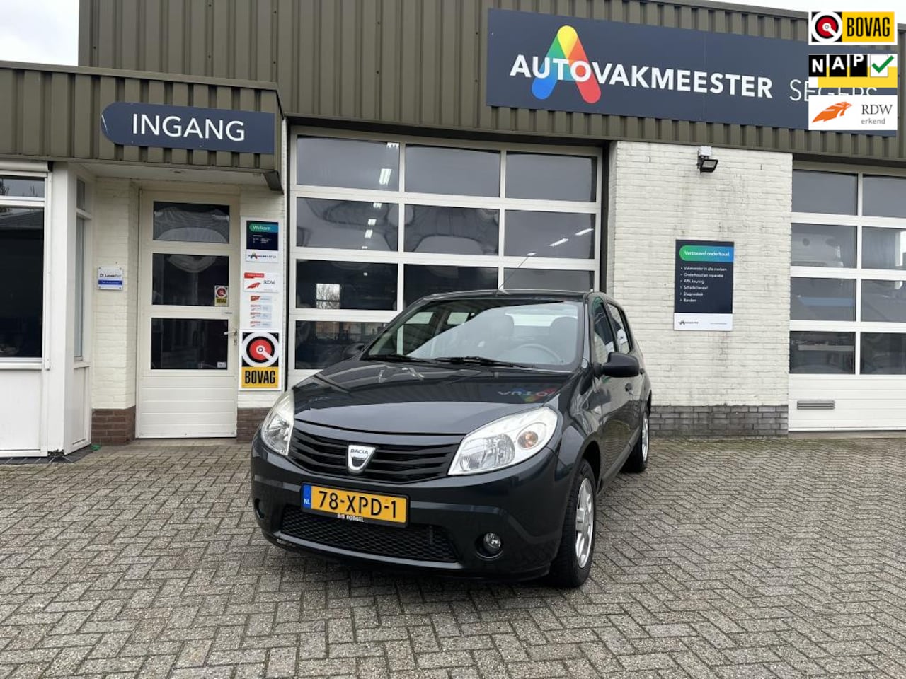 Dacia Sandero - 1.2 Aniversare|Trekhaak|Goed onderhouden| - AutoWereld.nl