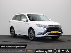 Mitsubishi Outlander - 2.4 PHEV Intense+ | Achteruitrijcamera | Panorama dak | Stoelverwarming | Climate control