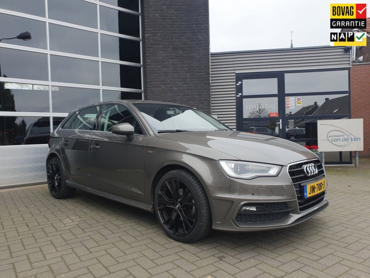 Audi A3 Sportback - 1.2 TFSI 81KW S-line exterieur, cruise control, pdc, clima, navi, bleutooth. - AutoWereld.nl