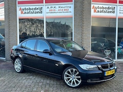 BMW 3-serie - 320i Business Line - Leer - Pdc - Cruise