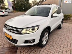 Volkswagen Tiguan - 2.0 TDI Sport&Style 4Motion DSG pano keyles Nav laan assist vol NW APK